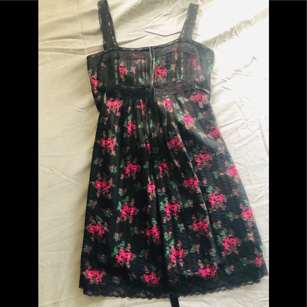Betsy Johnson princess waist lace and floral dress